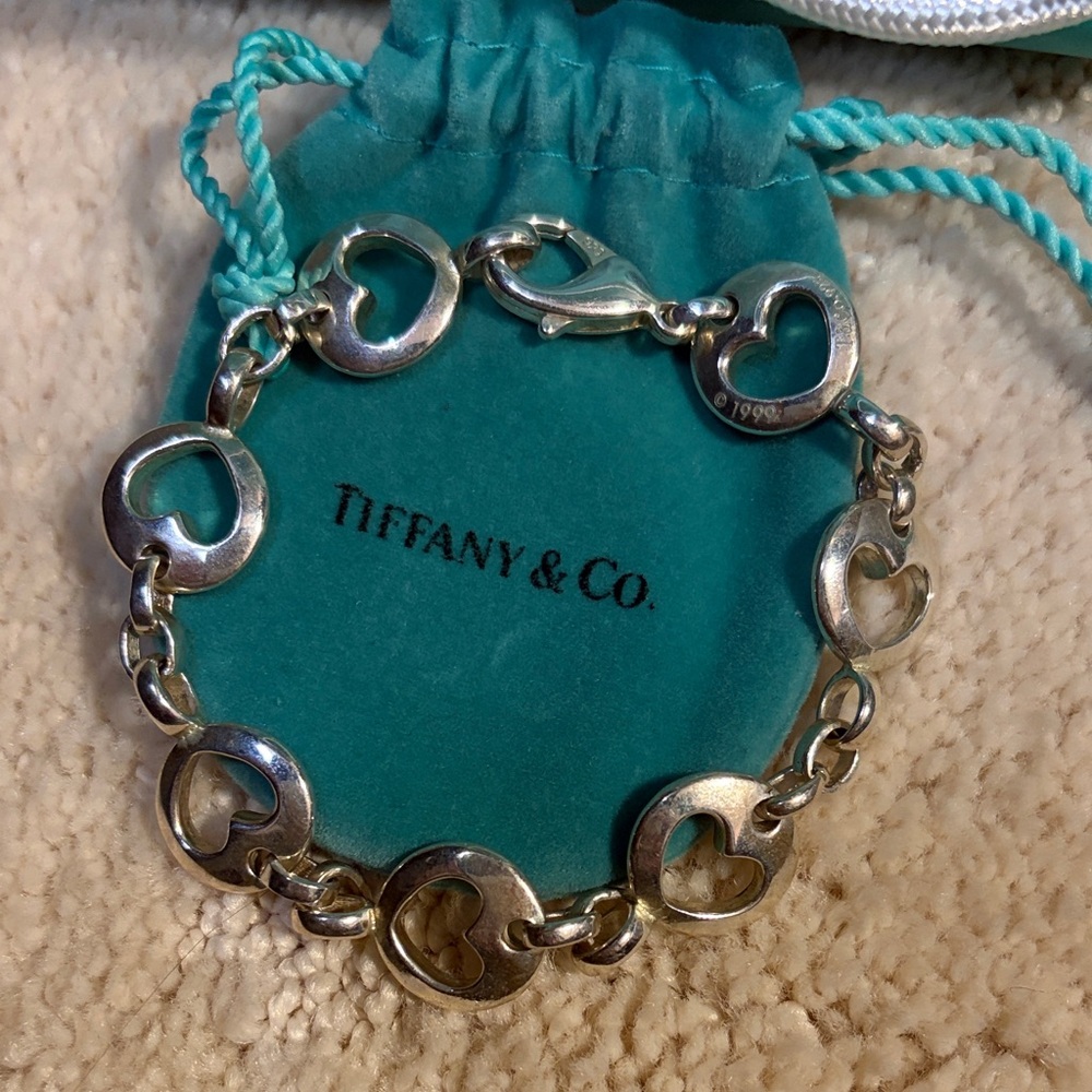 New Authentic Vinatge RARE Tiffany & Co. Silver Open Heart Bracelet 925 1999 - Picture 2 of 4
